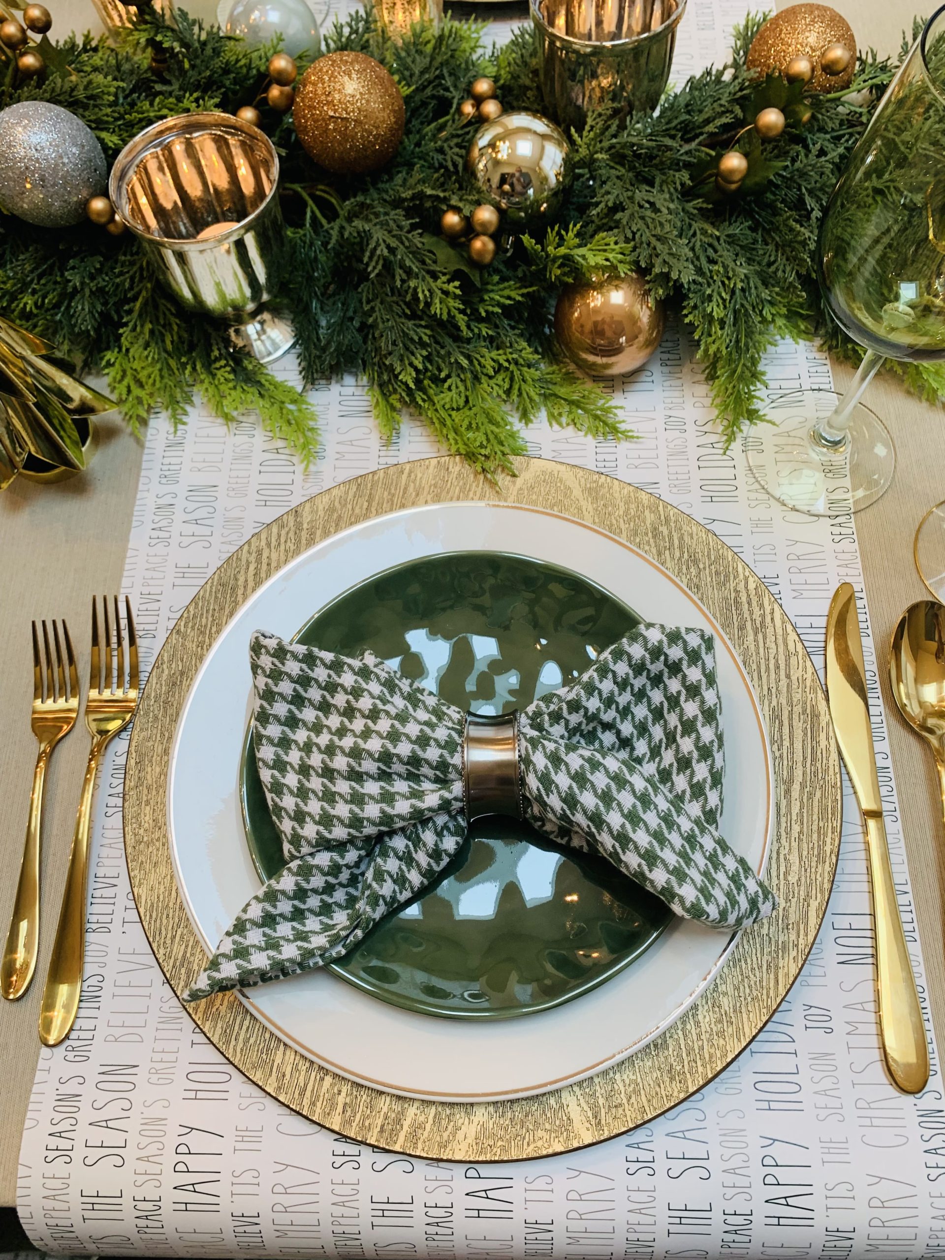Glistening Green and Gold Christmas Tablescape