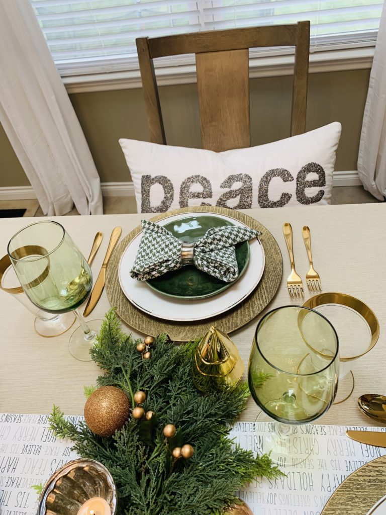 Glistening Green And Gold Christmas Tablescape