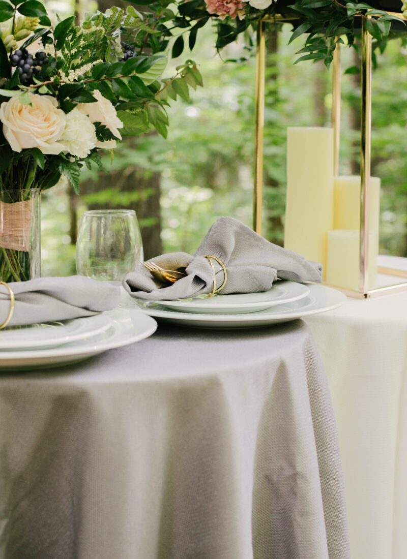 We All Want to Know- Are Tablecloths Out of Style?